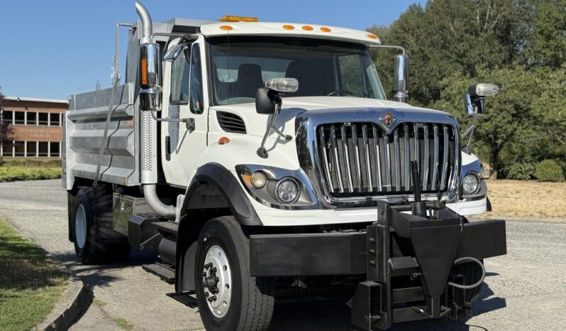 
								2011 International WorkStar full									