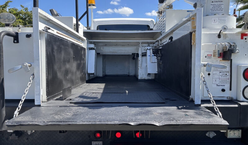 
								2022 Freightliner 108SD full									