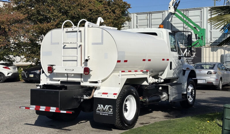 
								2017 International DuraStar full									