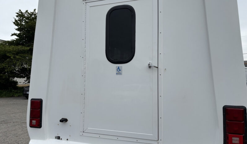 
								2014 Ford E-350 Econoline full									