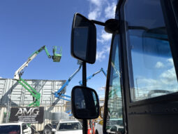 2011 Freightliner M2 106