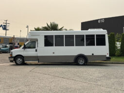 
										2020 Chevrolet Express full									