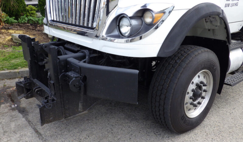 
								2014 International 7500 full									