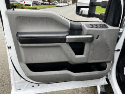 
										2017 Ford F-550 full									