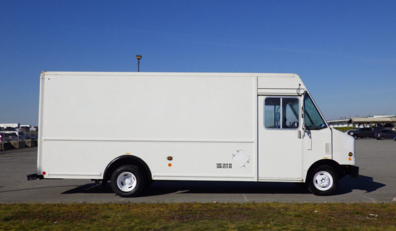 
								2009 Ford E-450 Super Duty full									