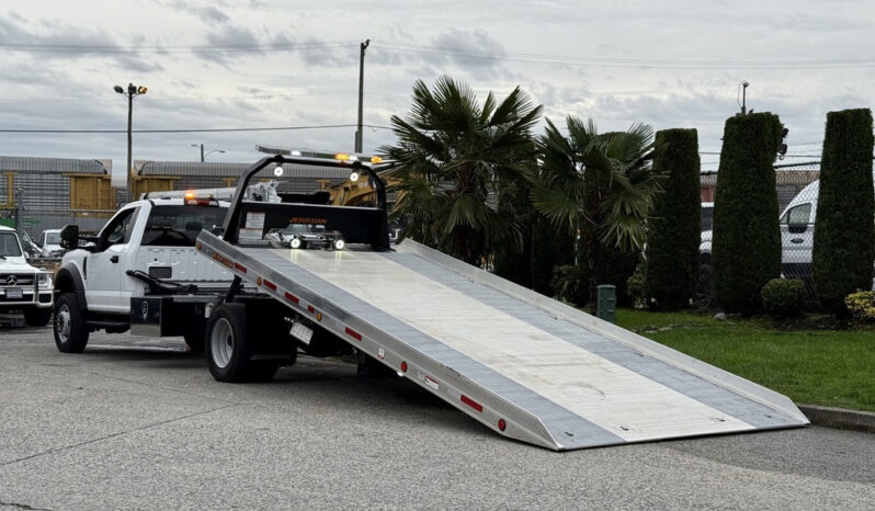 
								2022 Ford F600 full									