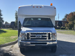 
										2013 Ford Econoline full									