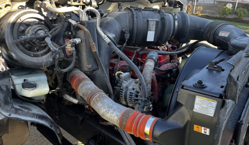 
								2008 Ford F750 full									