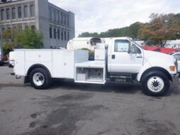 
										2011 Ford F750 full									