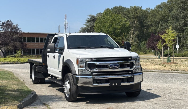 
								2022 Ford F-550 Super Duty full									
