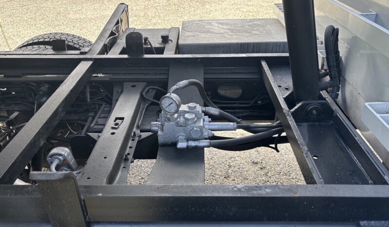 
								2014 Ford F-550 full									