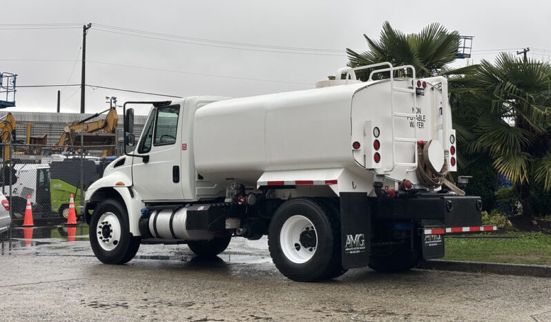 
								2019 International DuraStar full									