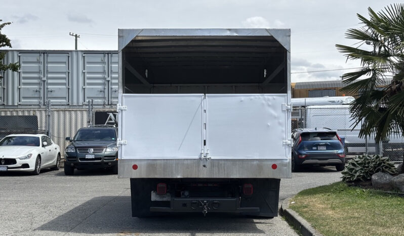
								2020 Chevrolet Silverado 5500HD full									