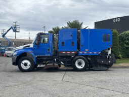 
										2013 International DuraStar full									
