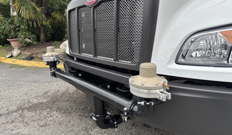 
								2025 Peterbilt 536 full									