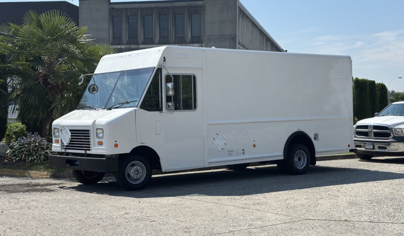 
								2012 Ford E-450 Super Duty full									