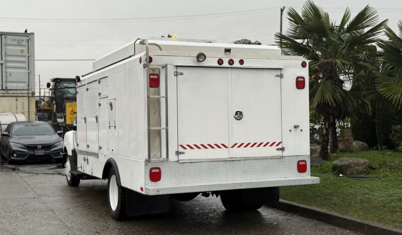 
								2014 International TerraStar full									