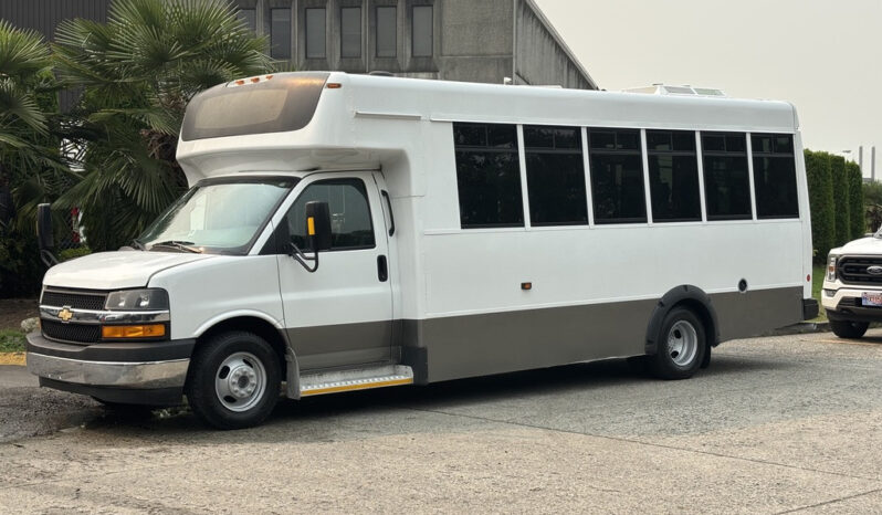 
								2020 Chevrolet Express full									