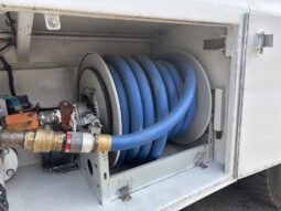 
										2010 Freightliner M2 106 full									