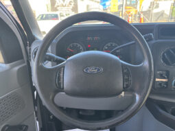 
										2013 Ford Econoline full									
