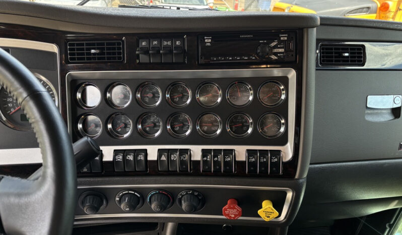 
								2018 Kenworth T800 full									