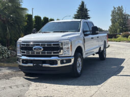 
										2023 Ford F-350 Super Duty full									