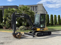 
										2017 John Deere 35G full									