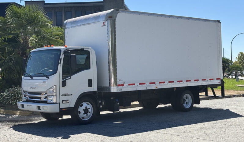 
								2022 Isuzu NRR full									