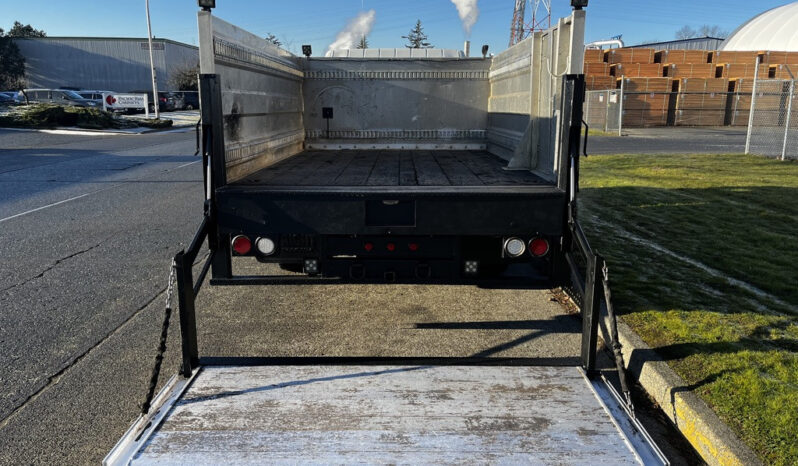 
								2014 Mitsubishi Fuso full									