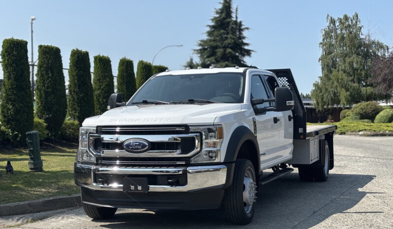 
								2022 Ford F-550 Super Duty full									