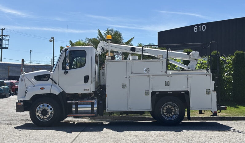 
								2022 Freightliner 108SD full									