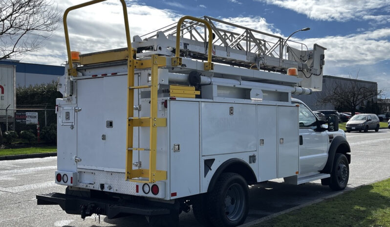 
								2008 Ford F-550 Super Duty full									