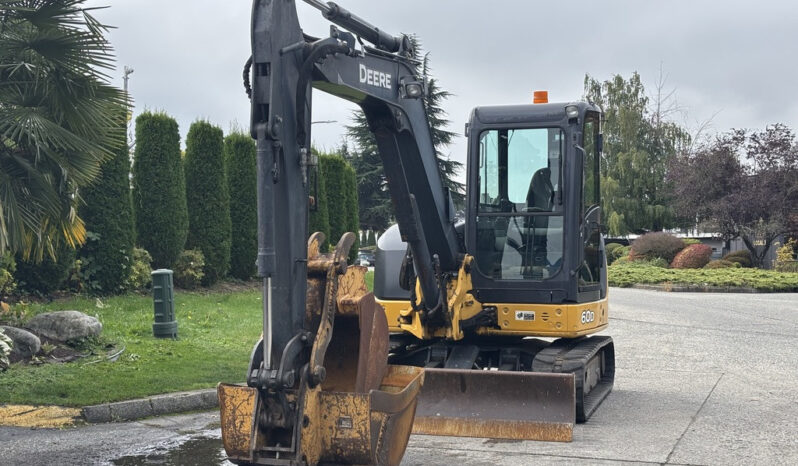
								2010 John Deere 60D full									