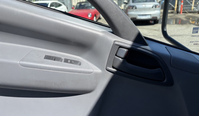 
								2022 Isuzu NRR full									