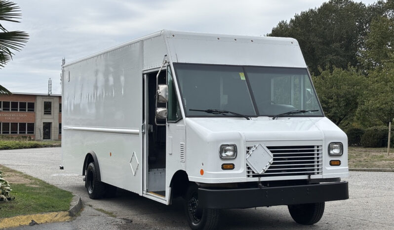 
								2018 Ford E-450 Super Duty full									