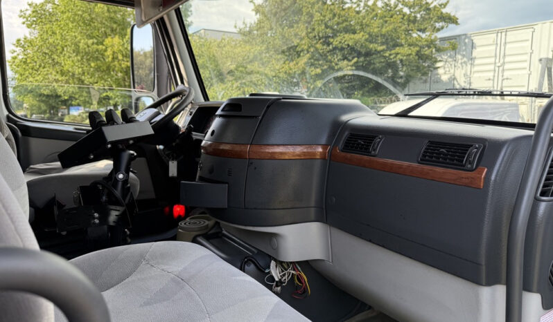 
								2005 Volvo VHD full									