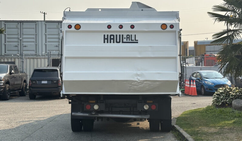 
								2009 Ford F-550 full									
