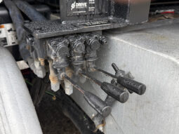 
										2020 Peterbilt 330 full									
