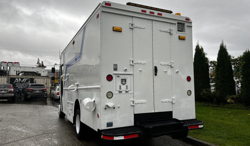 
								2005 Morgan Olson Workhorse full									