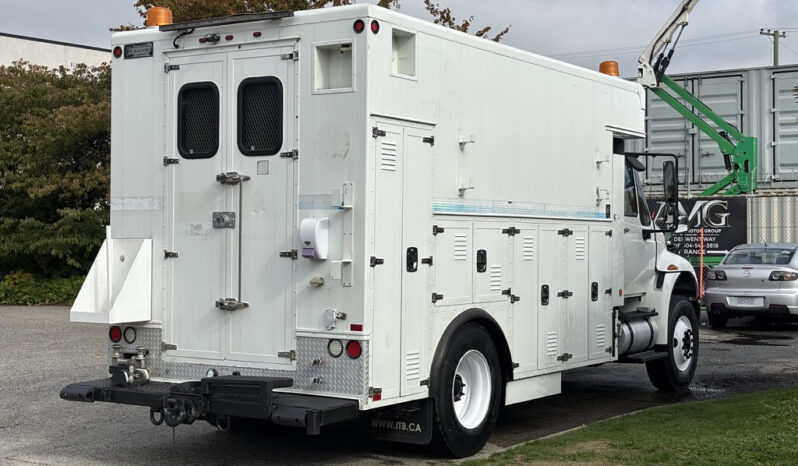 
								2012 International DuraStar full									