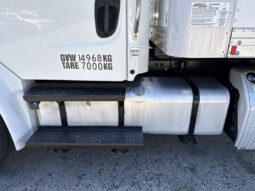 
										2015 Freightliner M2 106 full									