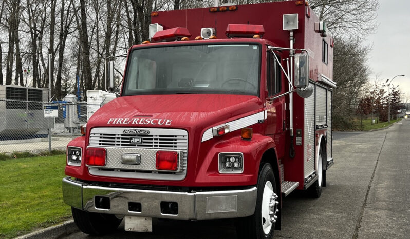
								1995 Freightliner M2 106 full									