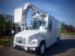 
										2006 Freightliner FS 65 full									