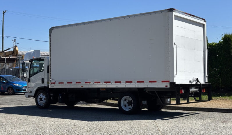
								2022 Isuzu NRR full									