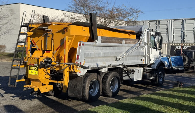 
								2005 Volvo VHD full									