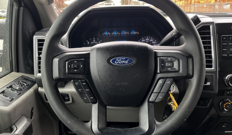 
								2017 Ford F-550 full									