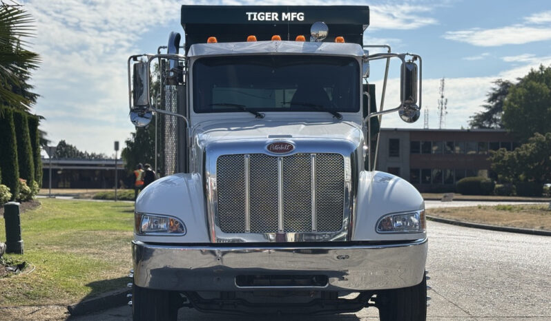 
								2015 Peterbilt 337 full									