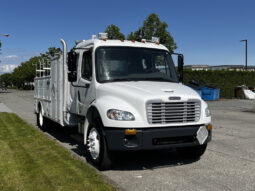 
										2004 Freightliner M2 106 full									