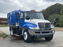 
										2013 International DuraStar full									