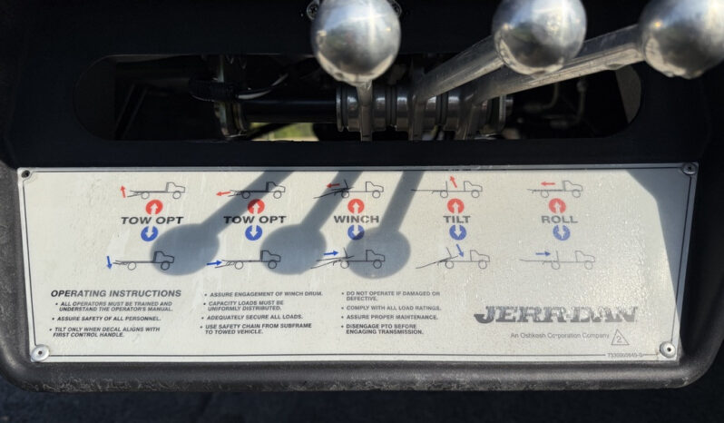 
								2022 Ford F600 full									